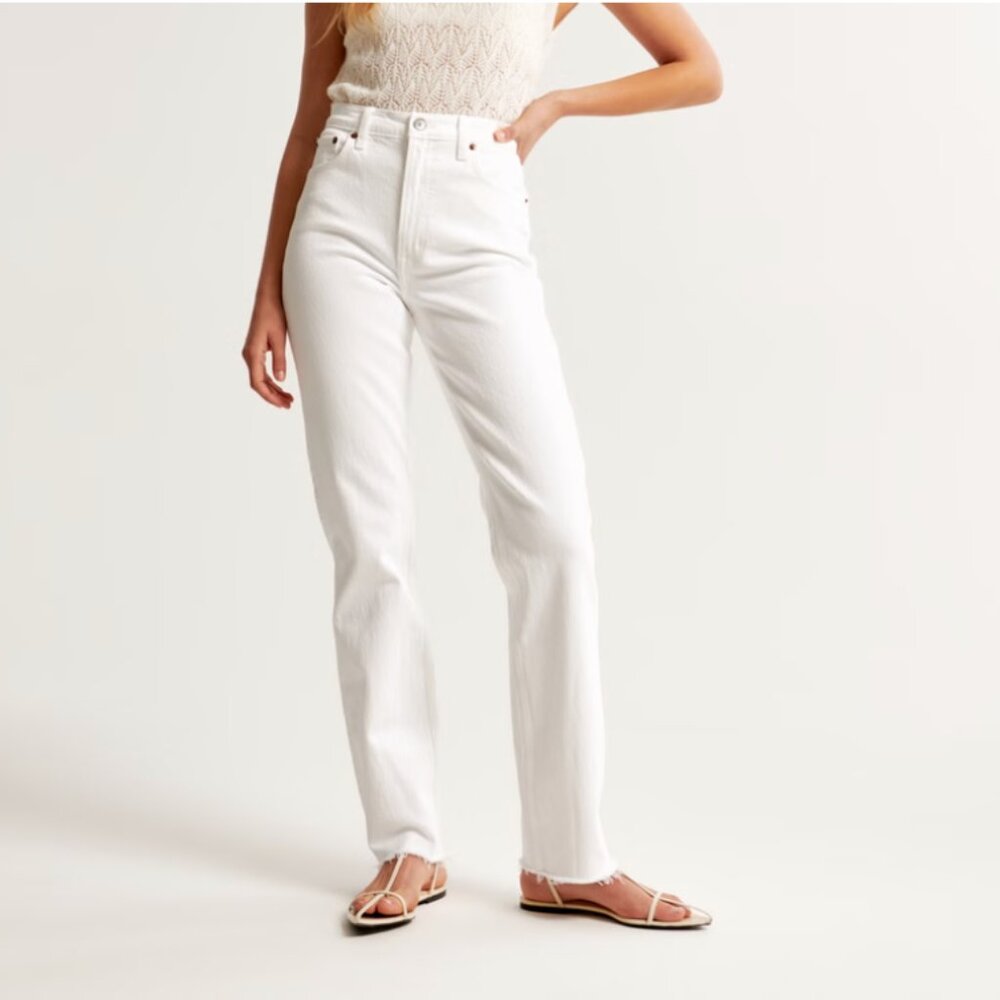 Abercrombie & Fitch Ultra High Rise 90s Straight Jean (White)